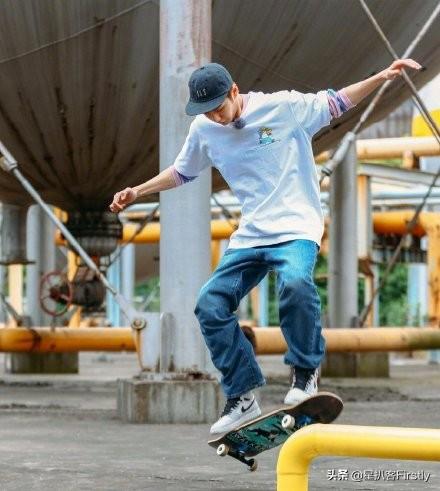 王一博邓亚萍跳舞:邓亚萍喊话王一博参加奥运会(4)