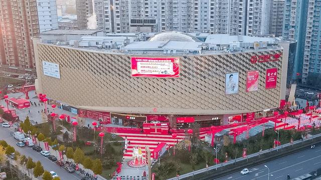 王健林负债是怎么渡过难关的（万达忙着抄底扫货）(2)