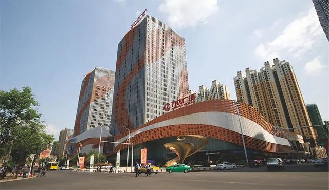 王健林负债是怎么渡过难关的（万达忙着抄底扫货）(3)