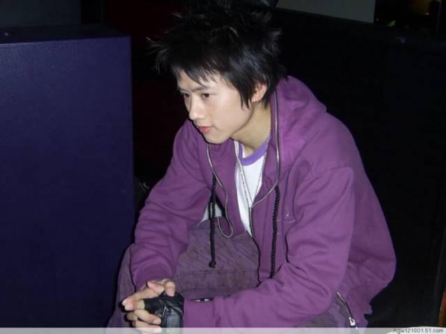 张杰的巅峰时期到底有多么红(越被黑越红两度选秀)(8)