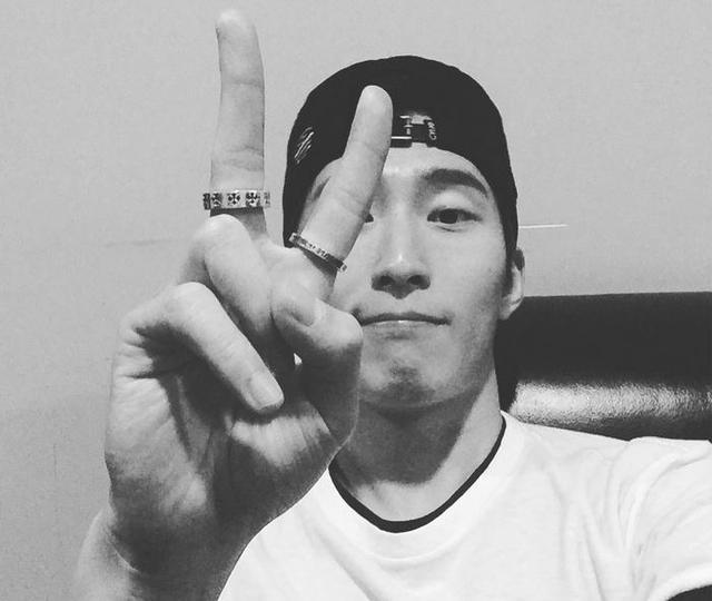 窦骁个人简介 窦骁出道7年都不火(4)