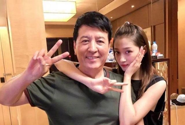 关晓彤高考成绩揭秘 关晓彤为高考生加油助威(7)