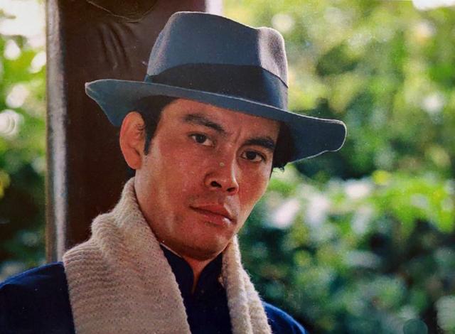 李炜的一见钟情（与陈炜一见钟情）(13)