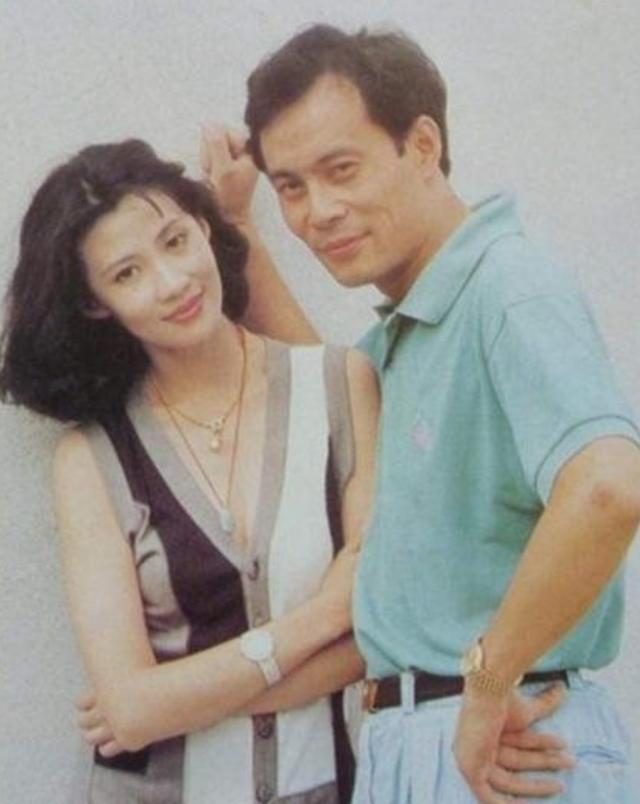 李炜的一见钟情（与陈炜一见钟情）(8)