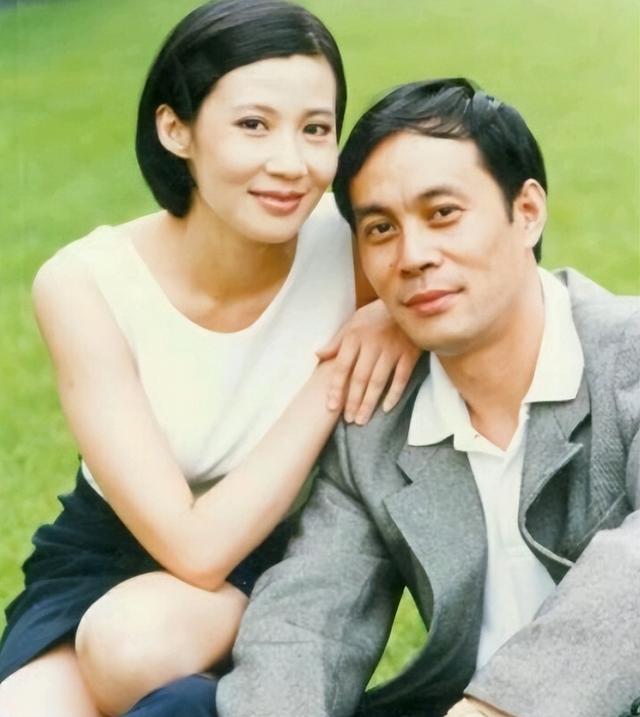 李炜的一见钟情（与陈炜一见钟情）(14)