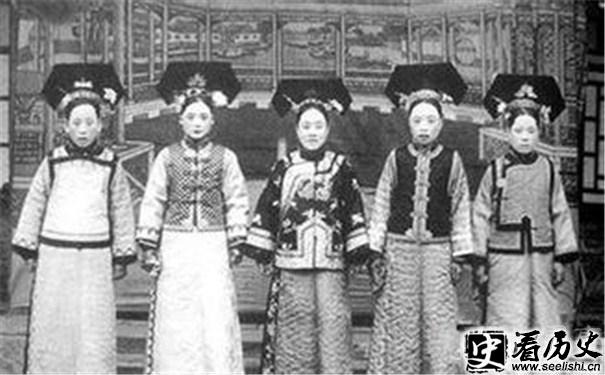 荣寿公主与其他公主合照