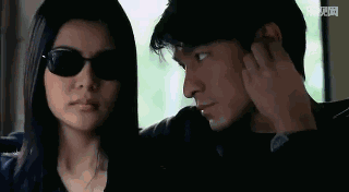 李嘉欣年轻时候造型高清（被古惑仔宠爱一生的她）(26)