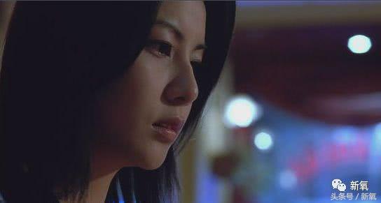 李嘉欣年轻时候造型高清（被古惑仔宠爱一生的她）(24)