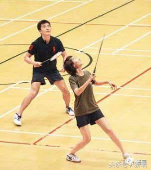 李嘉欣年轻时候造型高清（被古惑仔宠爱一生的她）(15)