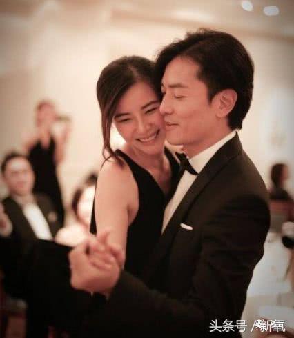 李嘉欣年轻时候造型高清（被古惑仔宠爱一生的她）(22)