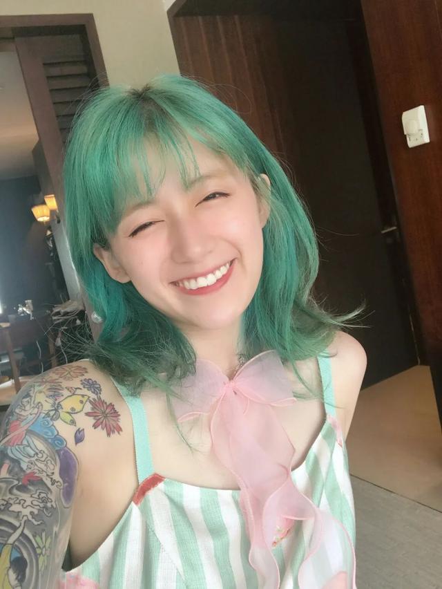 李诞谈离婚的原因(离婚梗李诞黑尾酱)(16)