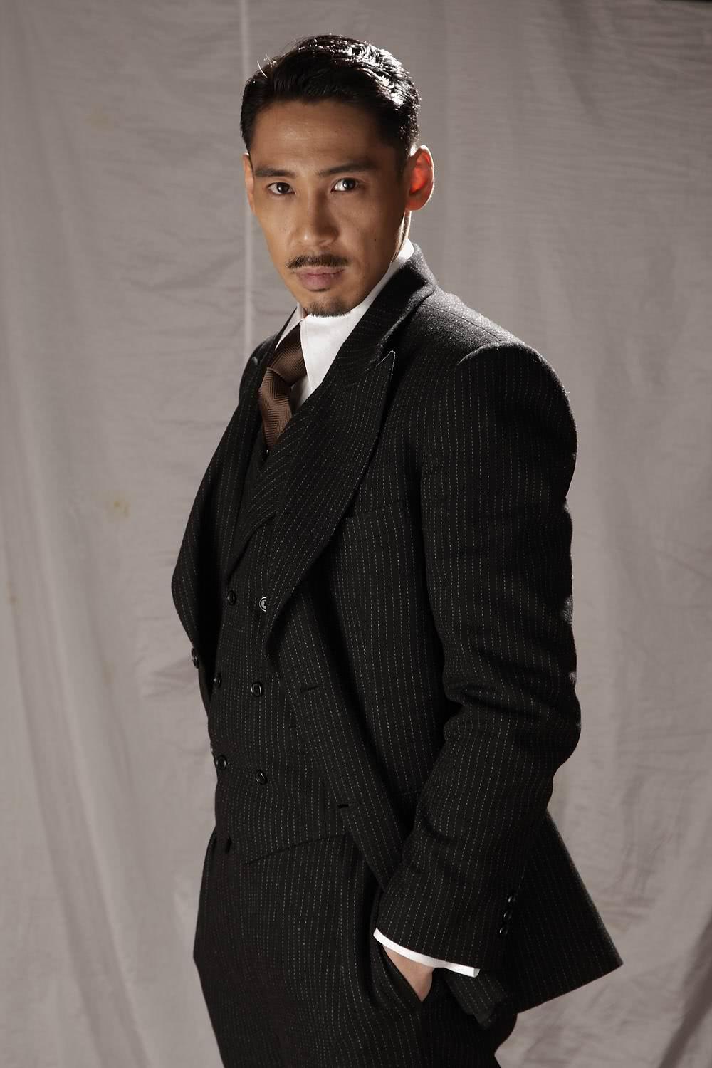 木幡龙个人资料写真作品