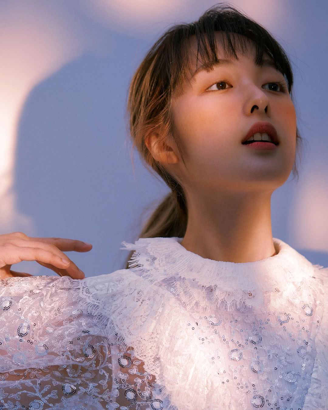 金宝拉个人资料写真作品