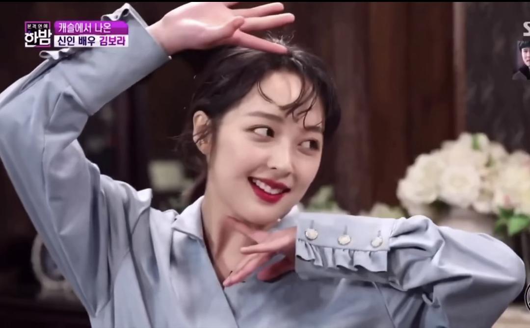 金宝拉个人资料写真作品