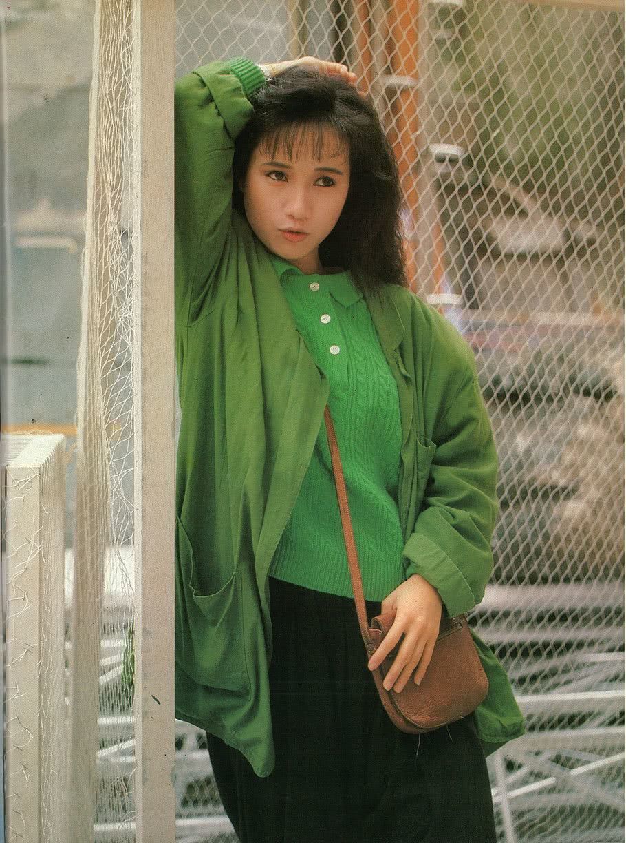 蔡嘉利个人资料写真作品