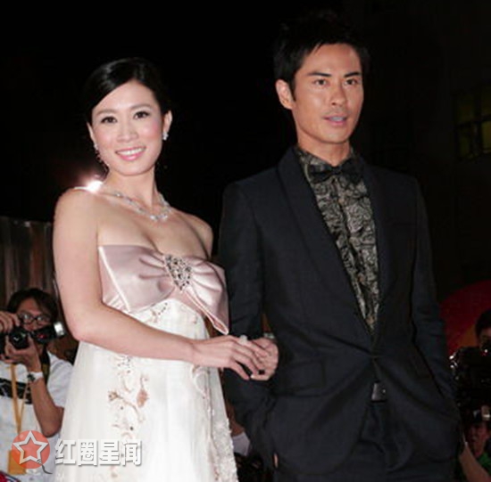 郑嘉颖踢佘诗曼下车是怎么回事 郑嘉颖佘诗曼为何分手