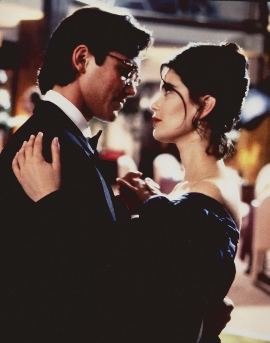 迪恩·凯恩个人资料写真作品