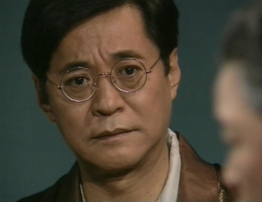 王伟个人资料写真作品