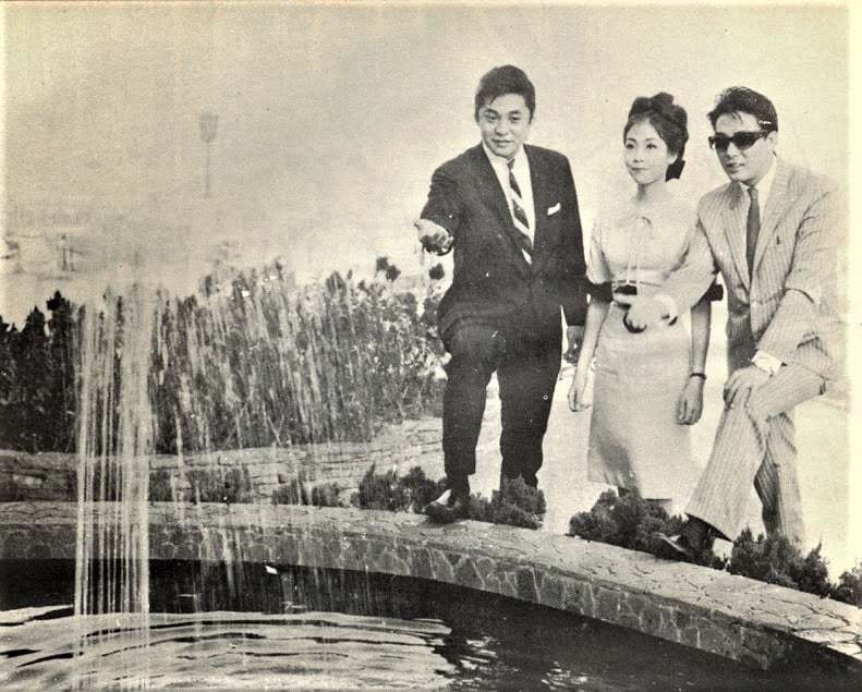 王伟个人资料写真作品