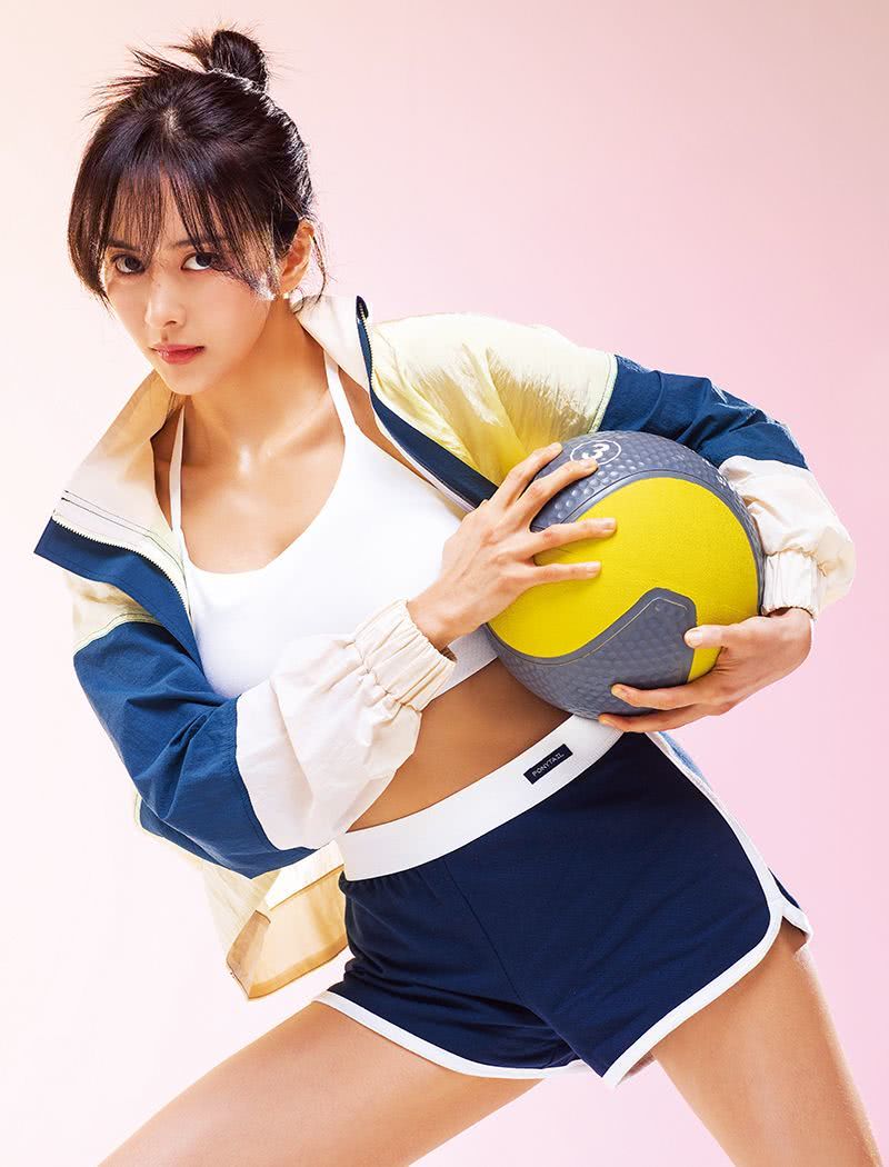 韩宝凛个人资料写真作品