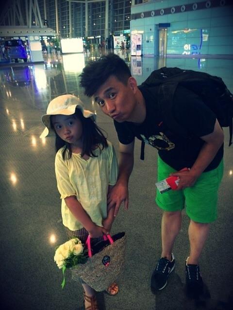 黄忆慈个人资料写真作品