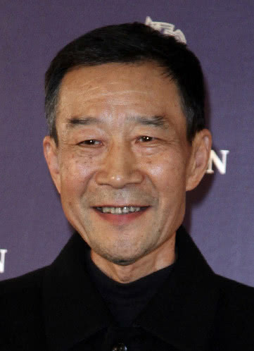 李雪健个人资料写真作品