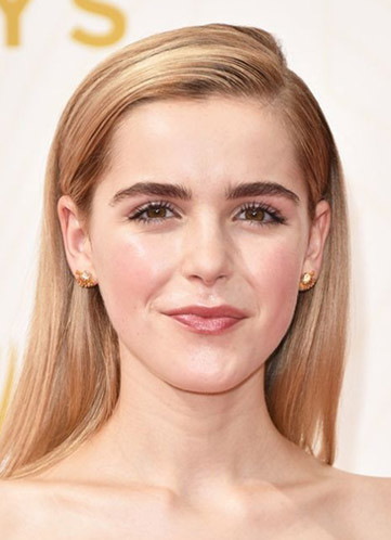 琪兰·席普卡个人资料写真作品