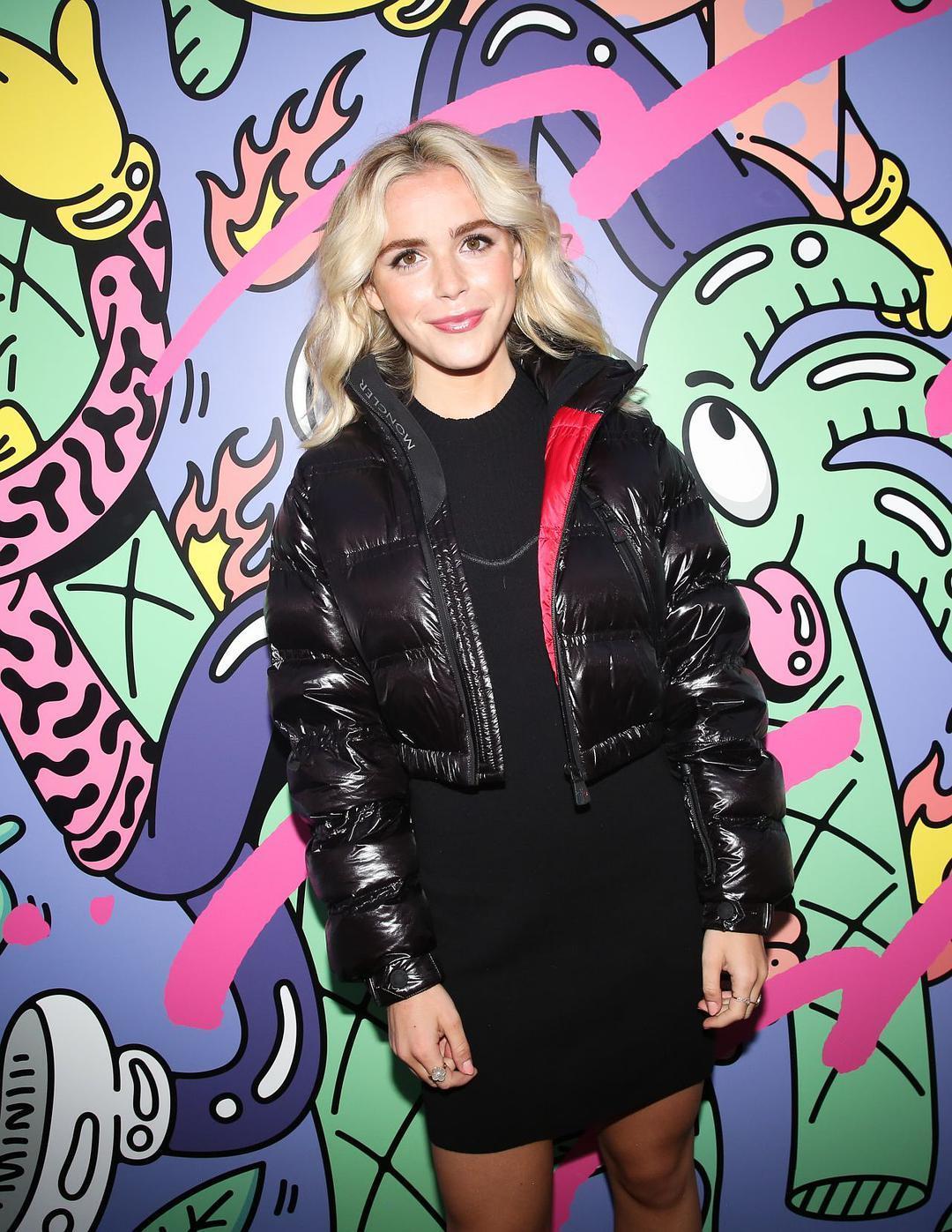 琪兰·席普卡个人资料写真作品