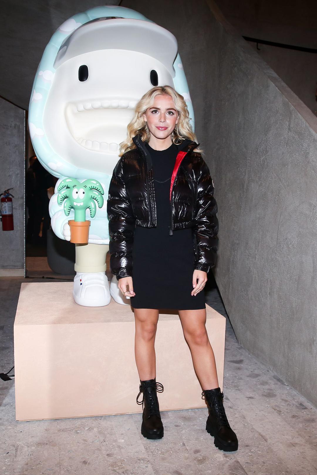 琪兰·席普卡个人资料写真作品