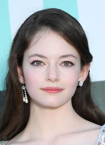 麦肯基·弗依个人资料写真作品