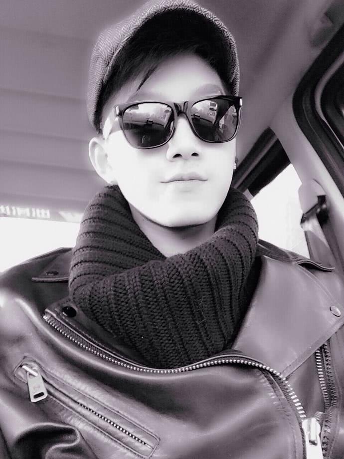 范世錡个人资料写真作品