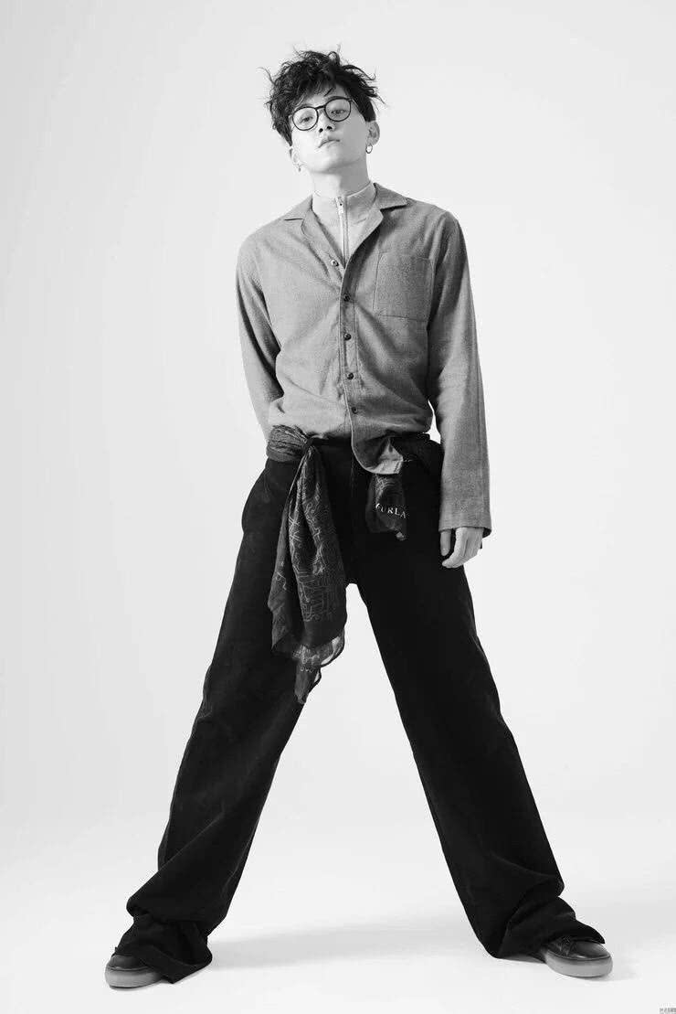 范世錡个人资料写真作品