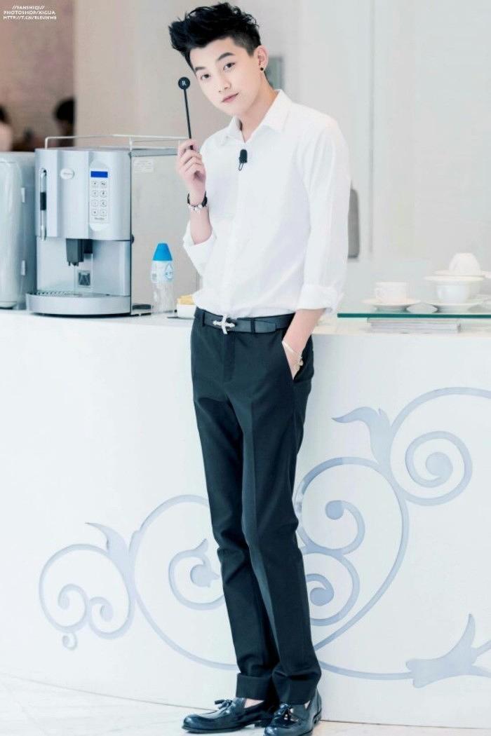 范世錡个人资料写真作品