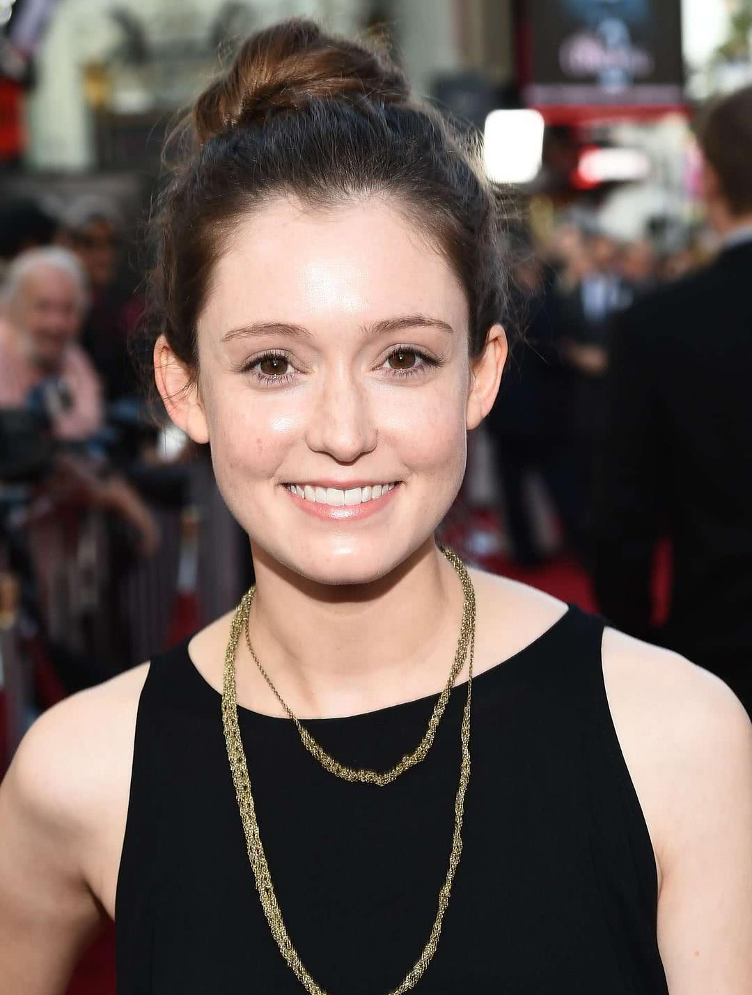 哈蕾·麦克法兰个人资料写真作品