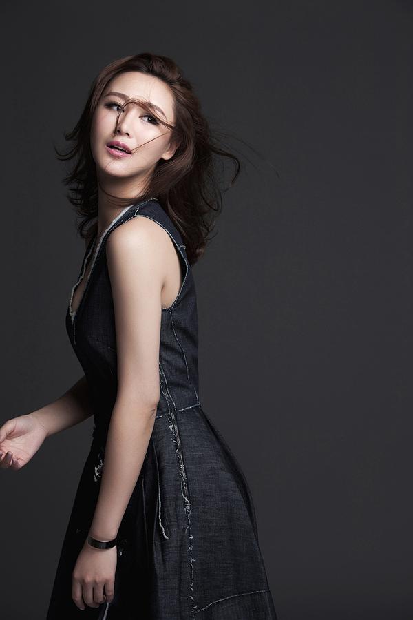 杜十五个人资料写真作品