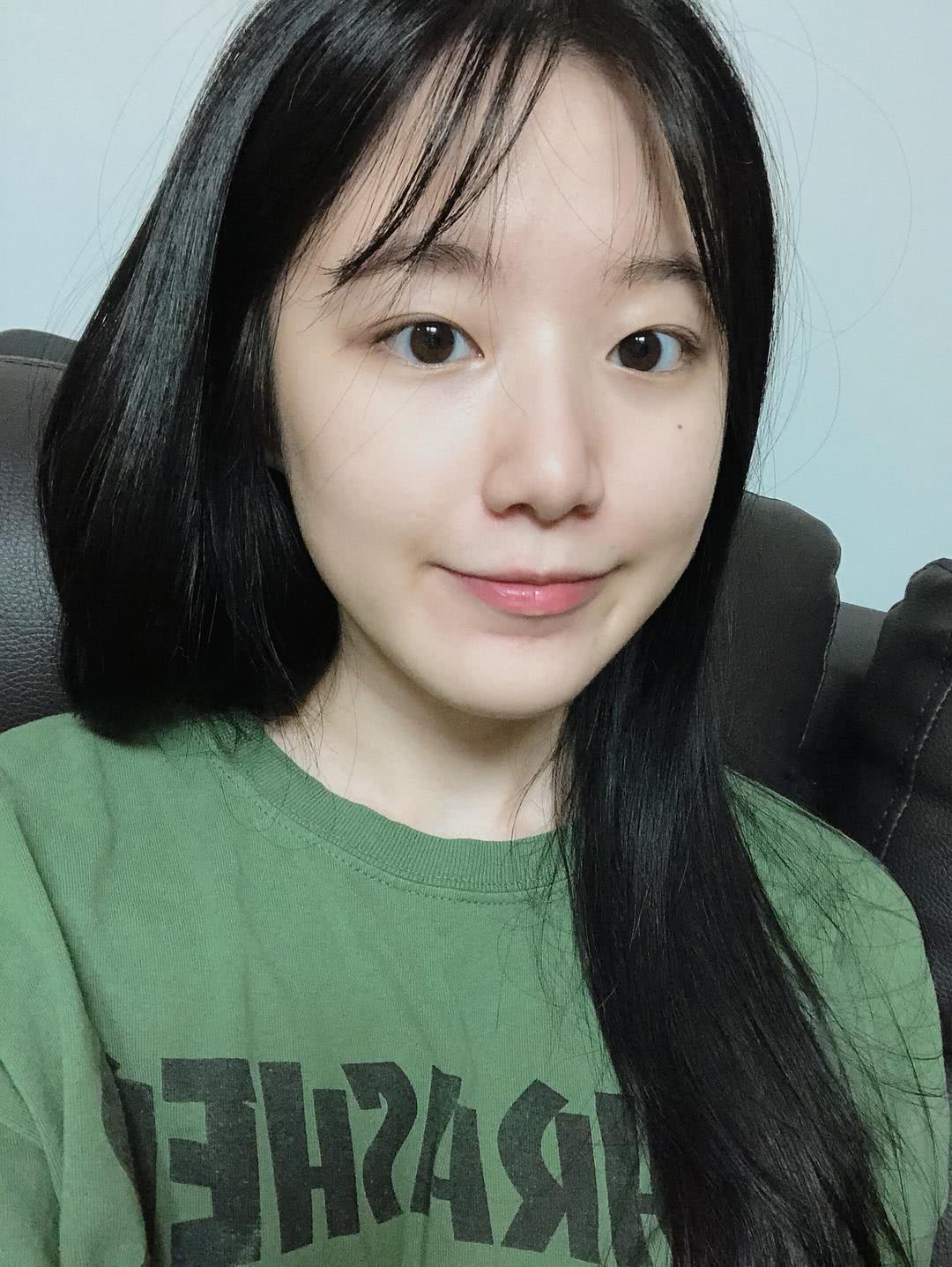 叶舒华个人资料写真作品