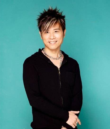 伍思凯个人资料写真作品