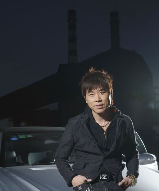 伍思凯个人资料写真作品