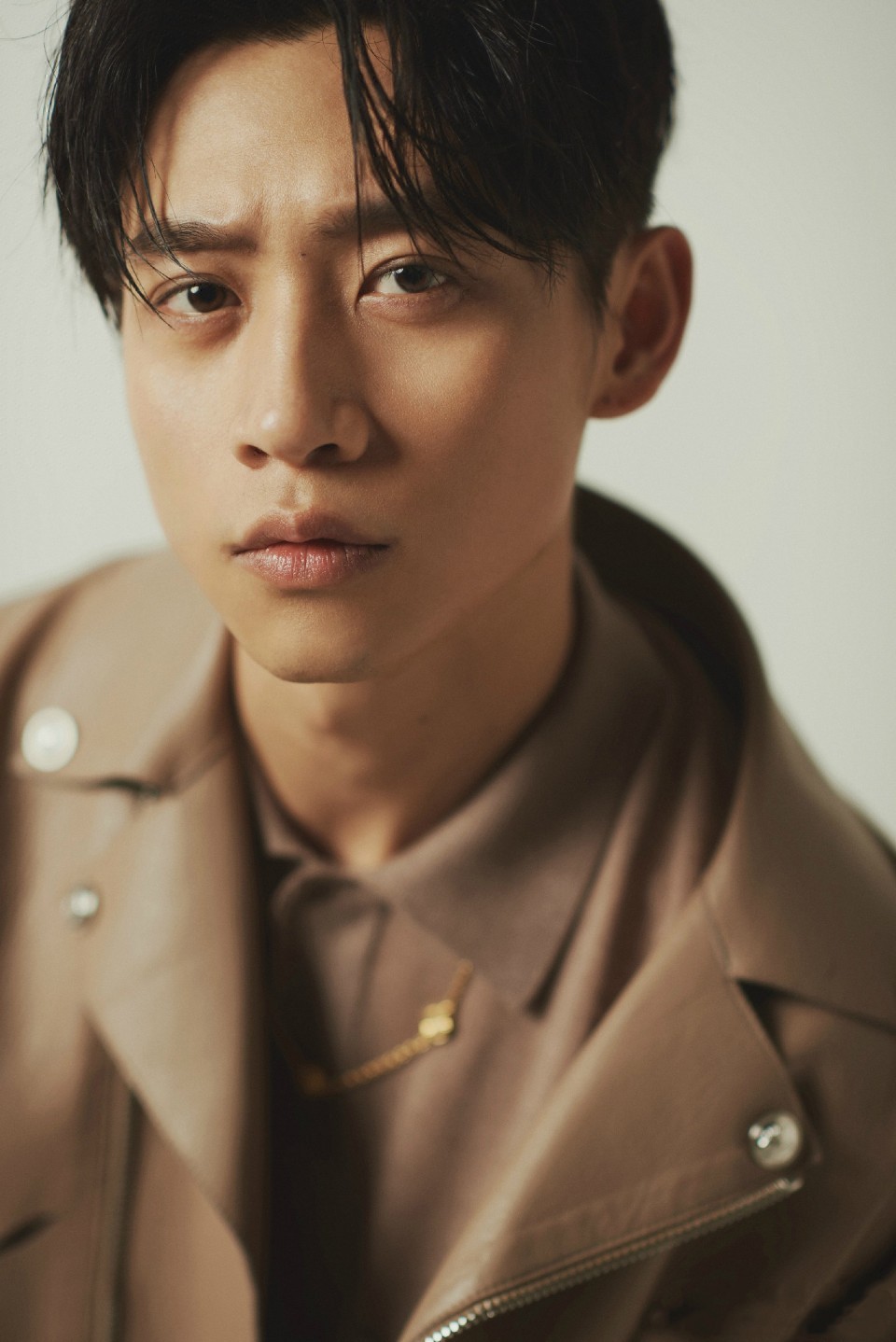 魏晨的背景强大真的吗 被爆恋情后粉丝不少反增