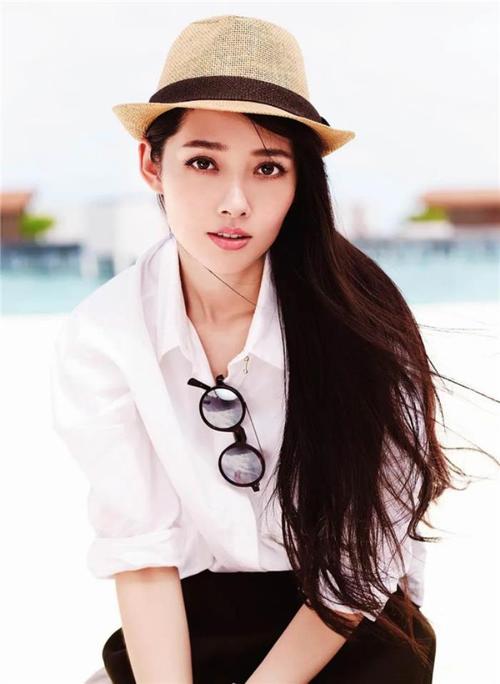 郭碧晨的个人资料，张碧晨怀孕大肚照,本文共（849字）